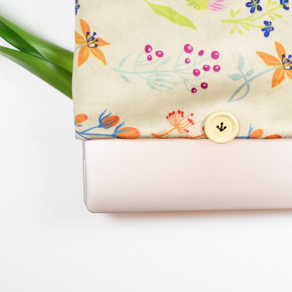 Husa pentru Laptop - Little Flower - Nature, 14-15 inch